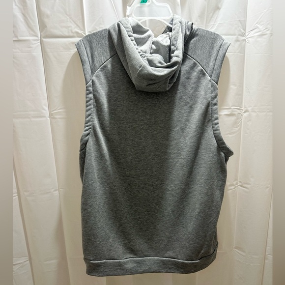 Nike Gray and Black Sweatshirt Hoodie - Picture 6 of 6
